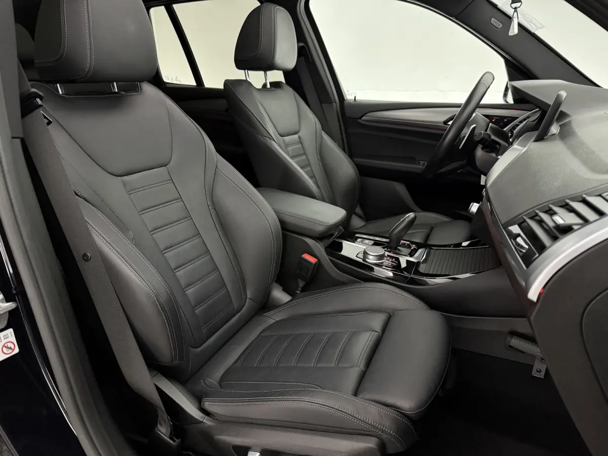 xDrive30e High Executive M-Sport | Pano | Virtual | H/K | 360° | HuD | Memory | Sfeer | Carplay | Cruise | NAP