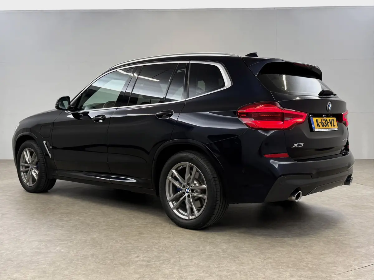xDrive30e High Executive M-Sport | Pano | Virtual | H/K | 360° | HuD | Memory | Sfeer | Carplay | Cruise | NAP