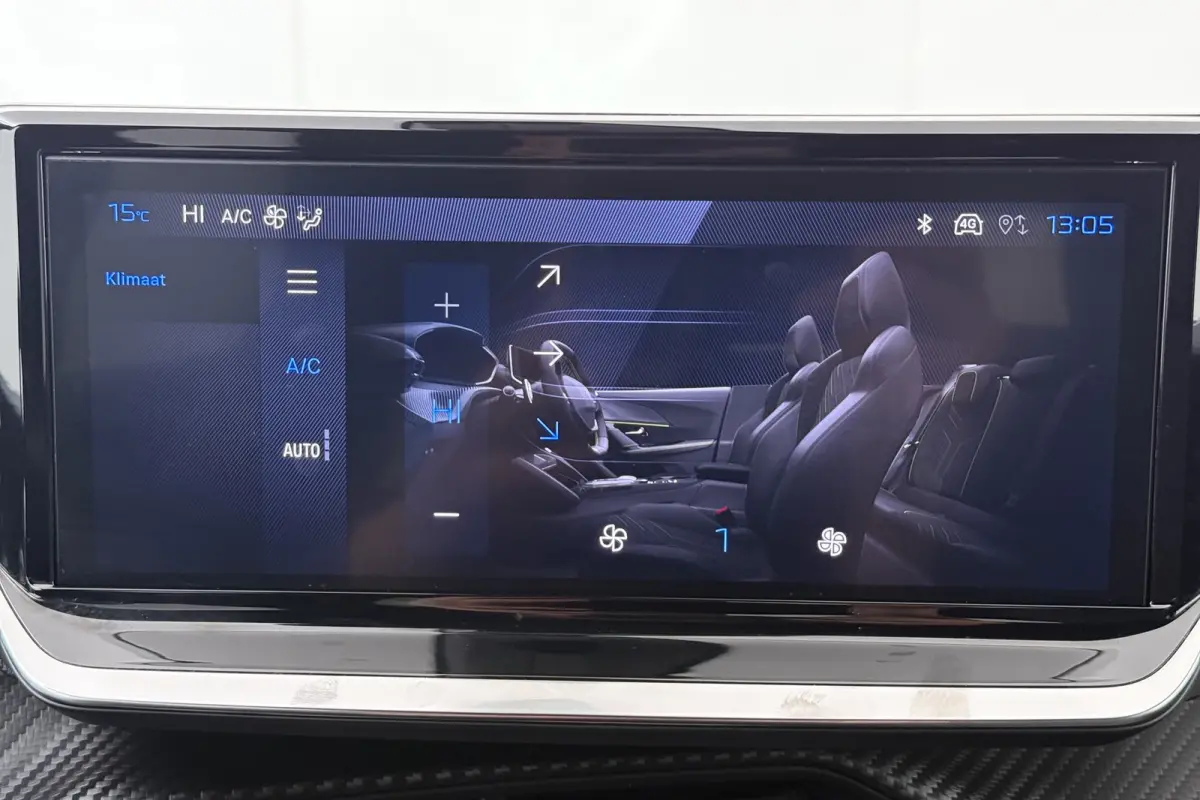1.2 Aut. Hybrid Allure Half-Leder Carplay DAB 17' LMV