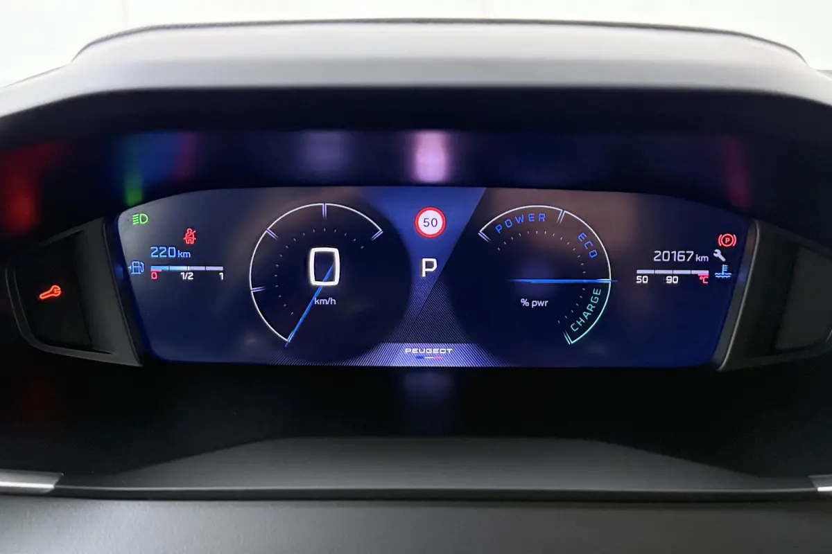 1.2 Aut. Hybrid Allure Half-Leder Carplay DAB 17' LMV