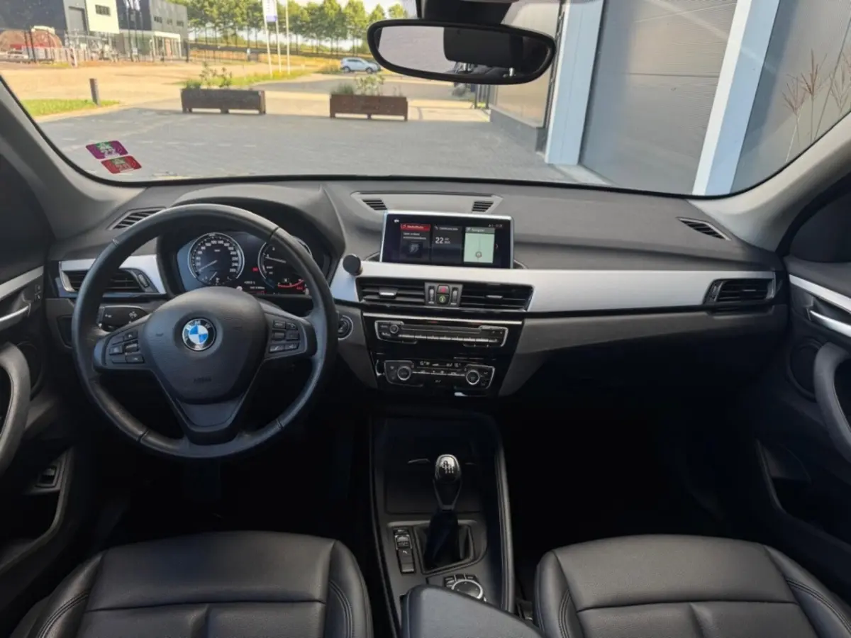 1.8i sDrive Executive | Trekhaak | Groot scherm