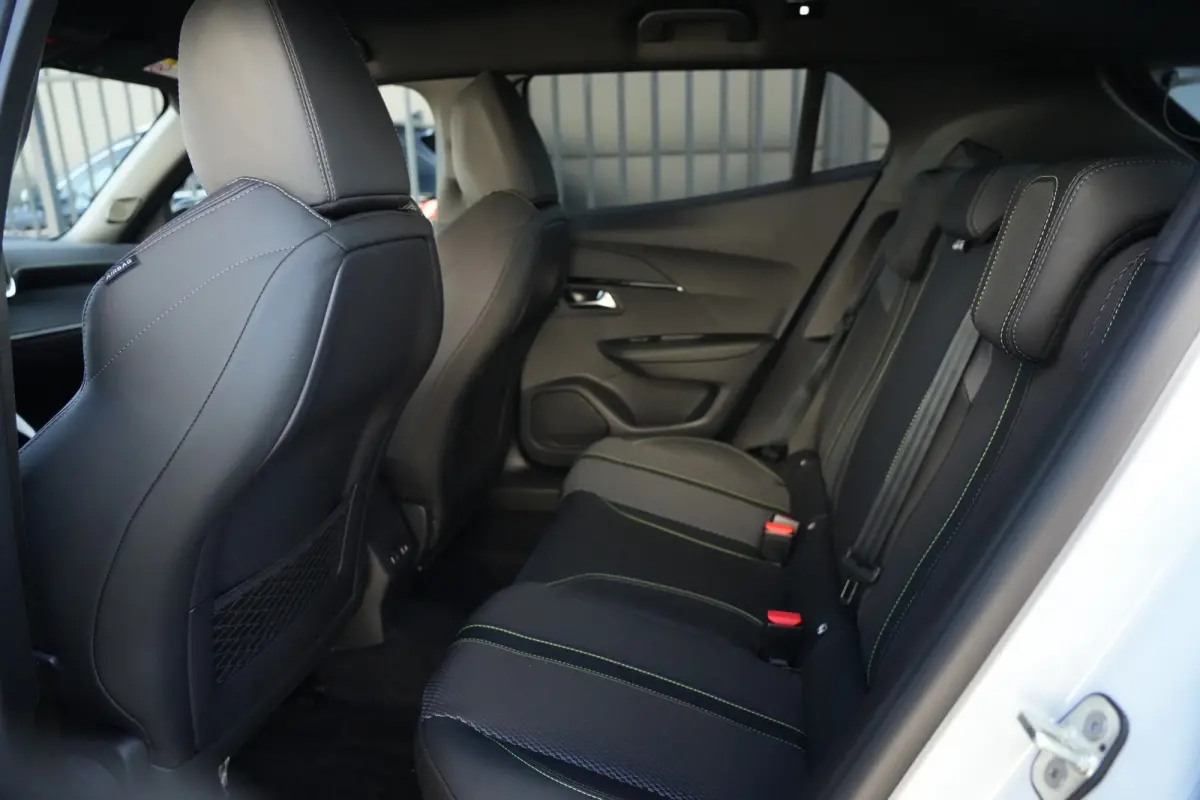1.2 Hybrid 145 GT 145pk AppleCarPlay/3D-Cockpit/360Camera
