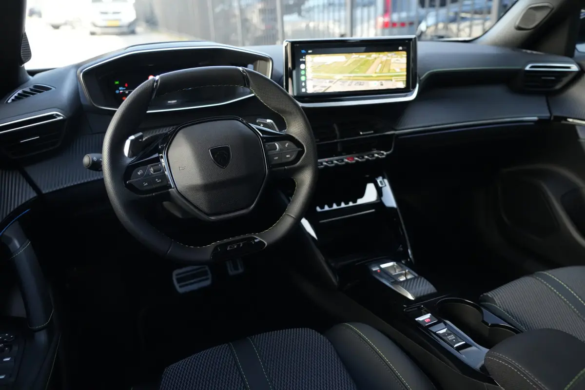 1.2 Hybrid 145 GT 145pk AppleCarPlay/3D-Cockpit/360Camera