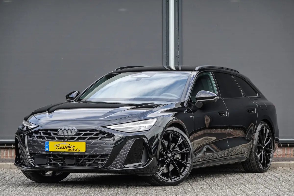 e-hybrid 299Pk | Quattro | MMI Bijrijdersdisplay | 360° Camera | AWD-Besturing | Midnight Green | 21''