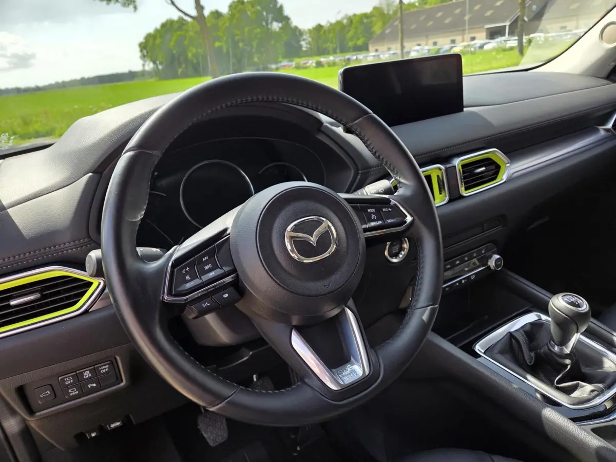 2.0 SkyActiv-G 165 Newground | Trekhaak / 360 / Elektr. achterklep / HUD | 1e Eigenaar / Dealer onderhouden