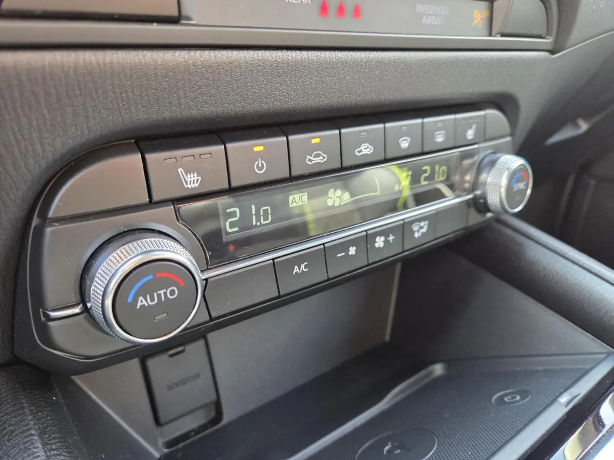 2.0 SkyActiv-G 165 Newground | Trekhaak / 360 / Elektr. achterklep / HUD | 1e Eigenaar / Dealer onderhouden