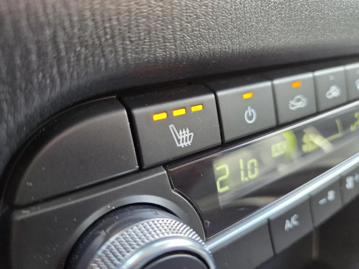 2.0 SkyActiv-G 165 Newground | Trekhaak / 360 / Elektr. achterklep / HUD | 1e Eigenaar / Dealer onderhouden