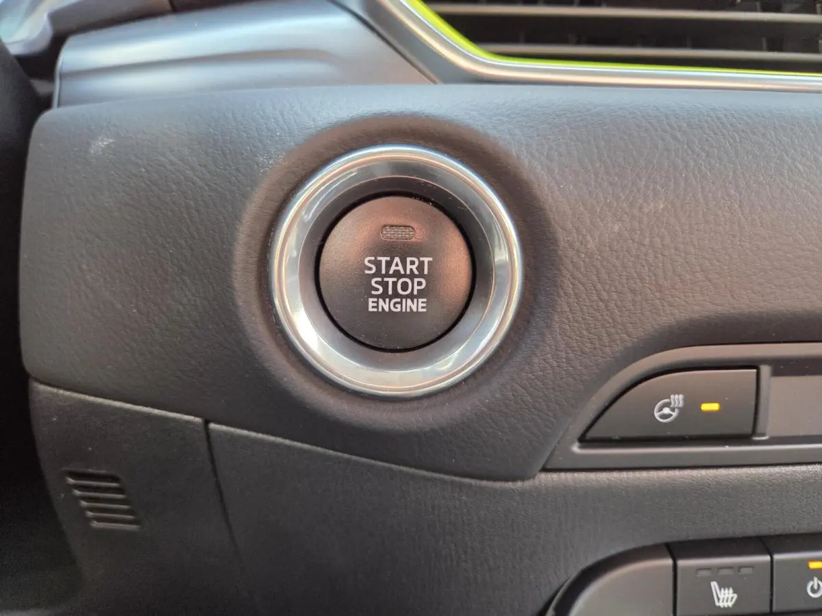 2.0 SkyActiv-G 165 Newground | Trekhaak / 360 / Elektr. achterklep / HUD | 1e Eigenaar / Dealer onderhouden