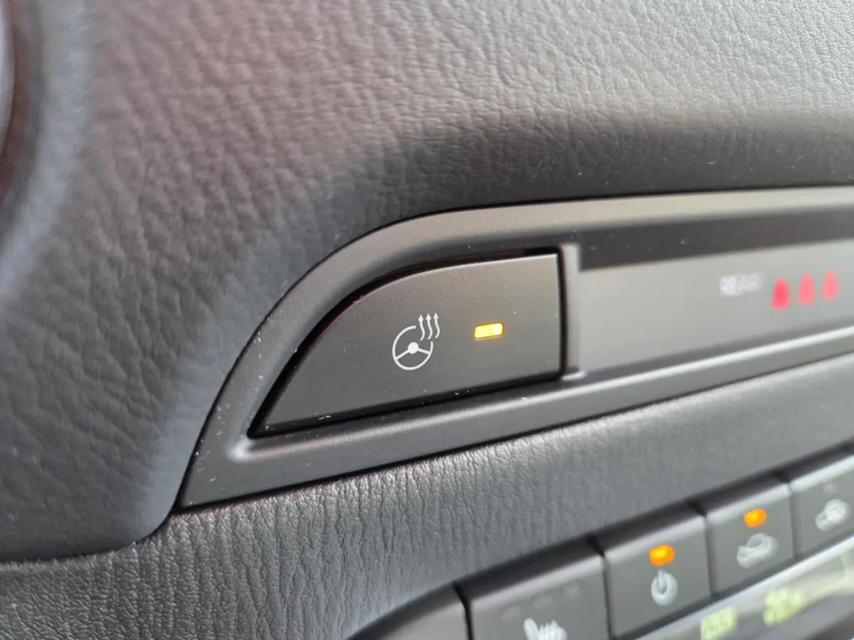 2.0 SkyActiv-G 165 Newground | Trekhaak / 360 / Elektr. achterklep / HUD | 1e Eigenaar / Dealer onderhouden