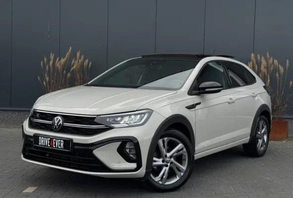 Volkswagen Taigo 1.0 TSI 3x R-Line | Pano | Digital Dash | ACC
