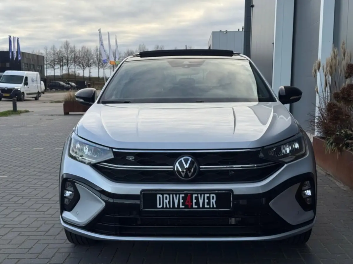 1.0 TSI 3x R-Line | Pano | Digital Dash | ACC