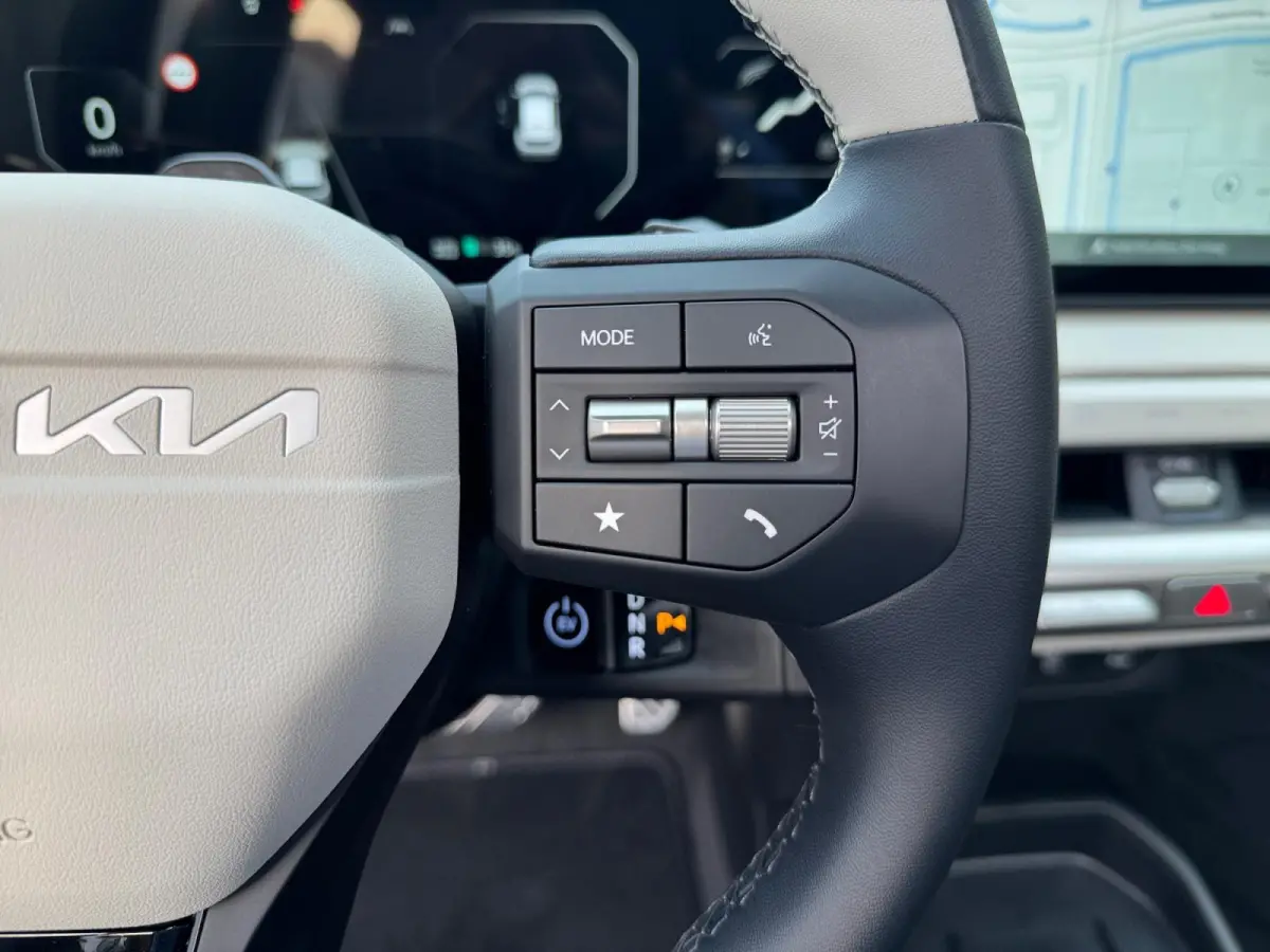Hatchback GT-PlusLine 81.4 kWh Meest luxe uitvoering | Head-up display | 360°-camera | Stoelventilatie voorstoelen | Geheugenfunctie voor bestuurdersstoel | Fabrieksgarantie 2-10-2032 +3x 1