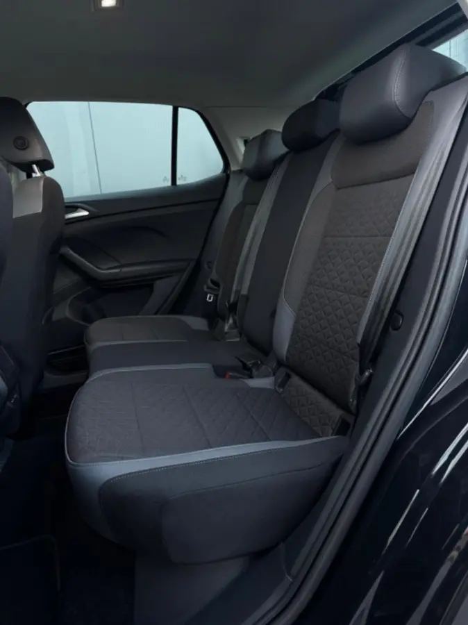 1.0 TSI 3x R-Line | LED | Dodehoek | Carplay