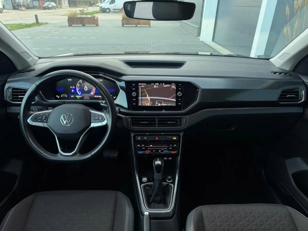 1.0 TSI 3x R-Line | LED | Dodehoek | Carplay