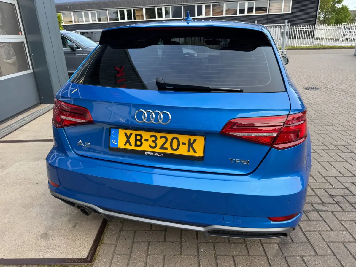 1.0 TFSI Sport S Line Edition