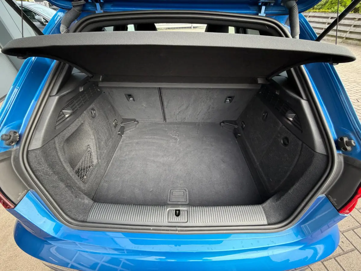 1.0 TFSI Sport S Line Edition