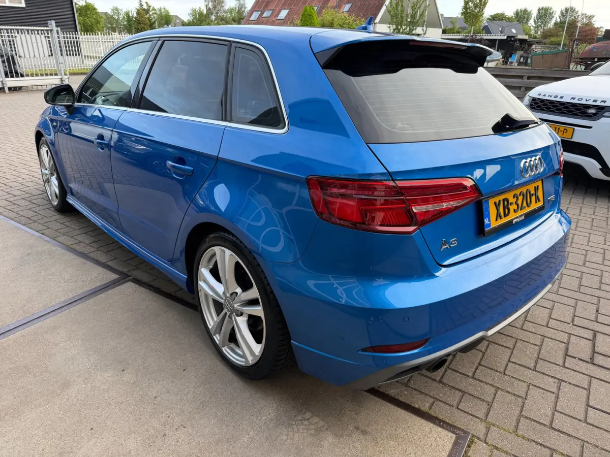 1.0 TFSI Sport S Line Edition