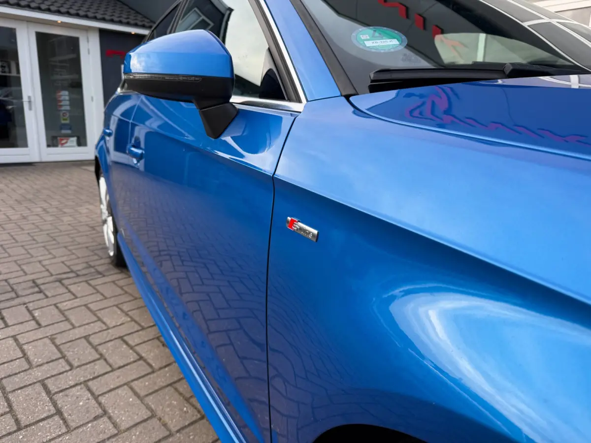 1.0 TFSI Sport S Line Edition
