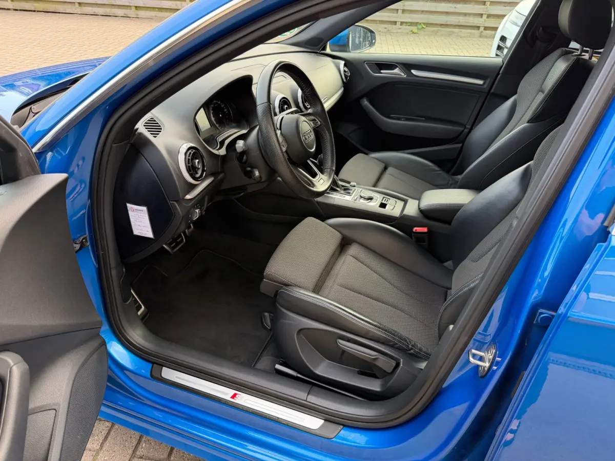 1.0 TFSI Sport S Line Edition
