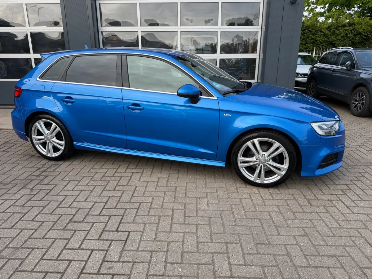 1.0 TFSI Sport S Line Edition