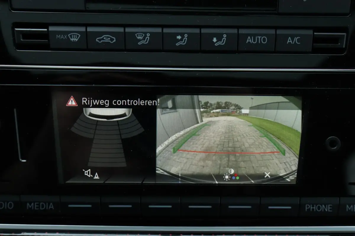 Up! 1.0 TSI GTI / Vol Opties! / Pano / Camera / Cruise / 17"!