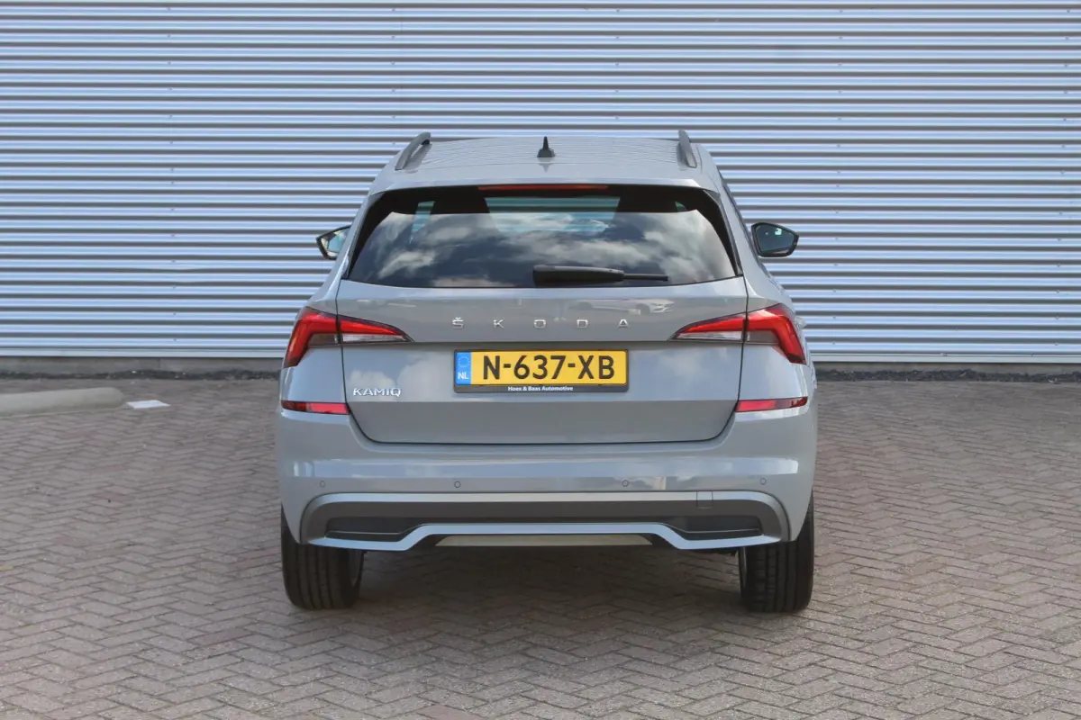 1.0 TSI Sport Business
