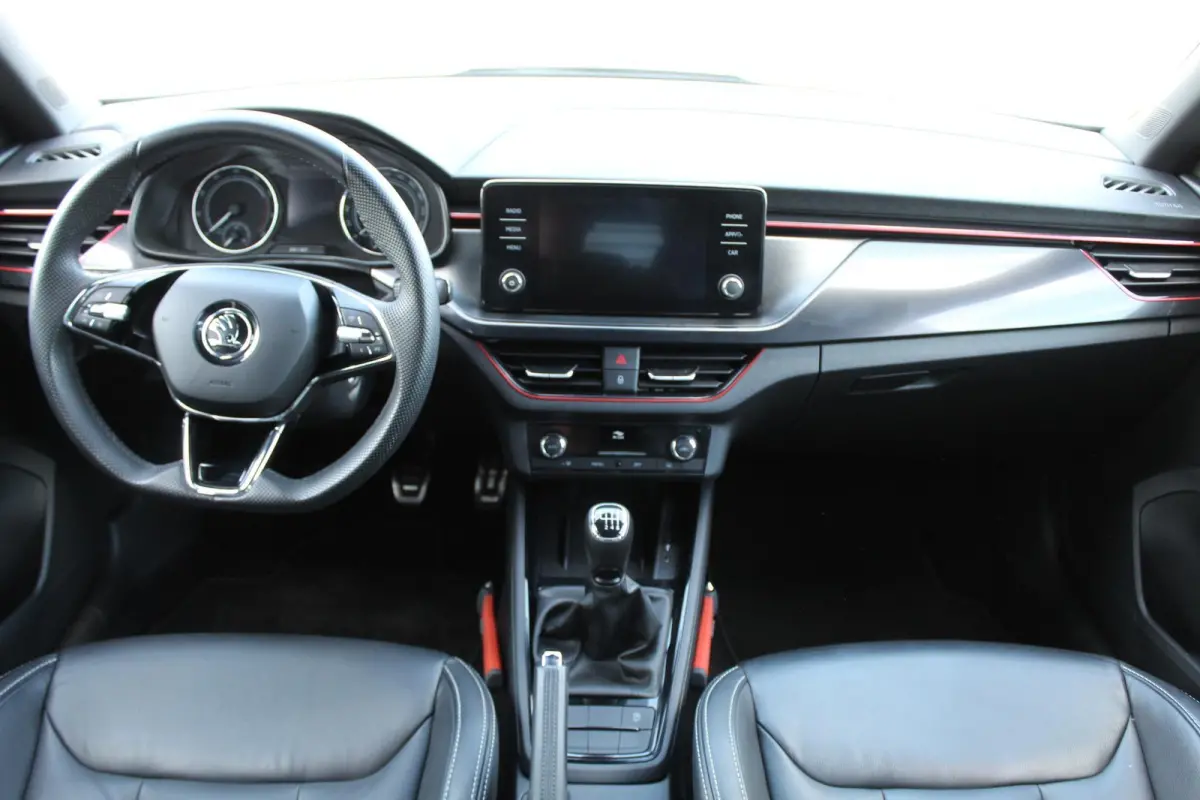 1.0 TSI Sport Business