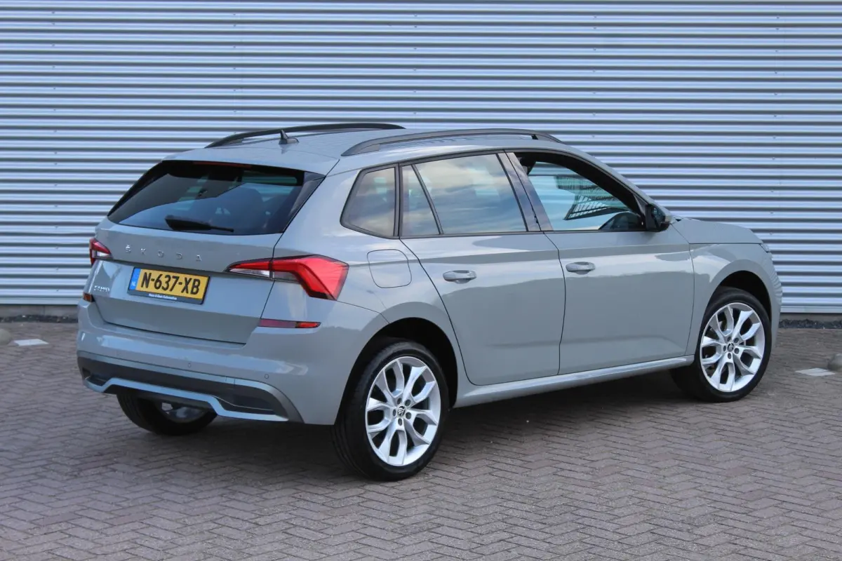 1.0 TSI Sport Business