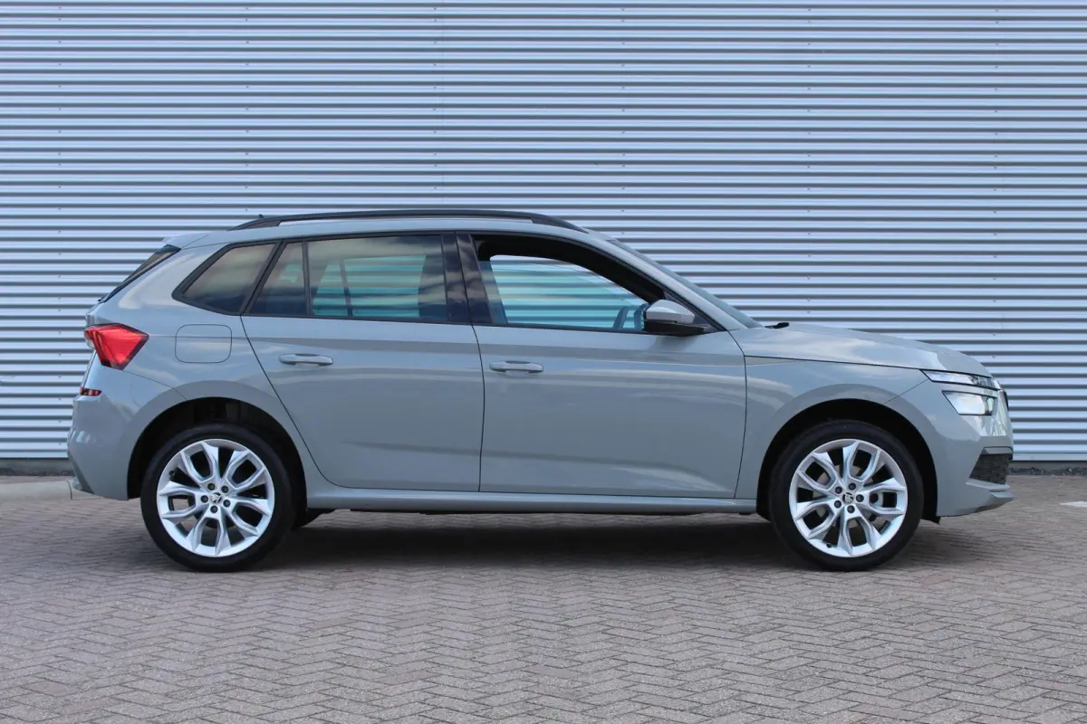 1.0 TSI Sport Business