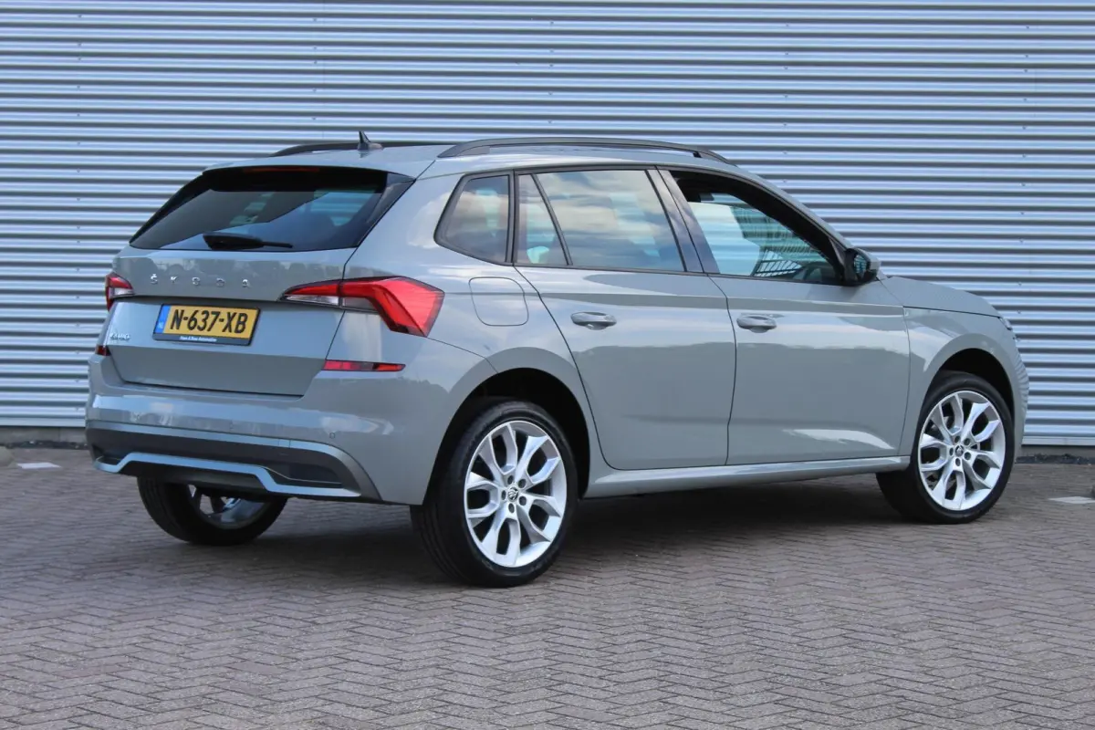 1.0 TSI Sport Business
