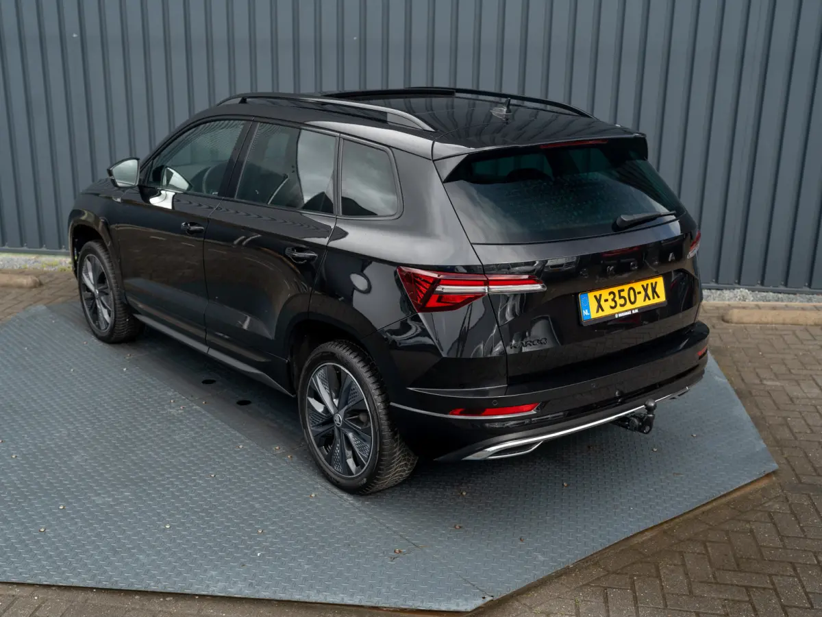 1.5 TSI ACT Sportline Business | Pano | Trekhaak wegkl. | Camera Prijs Rijklaar!!
