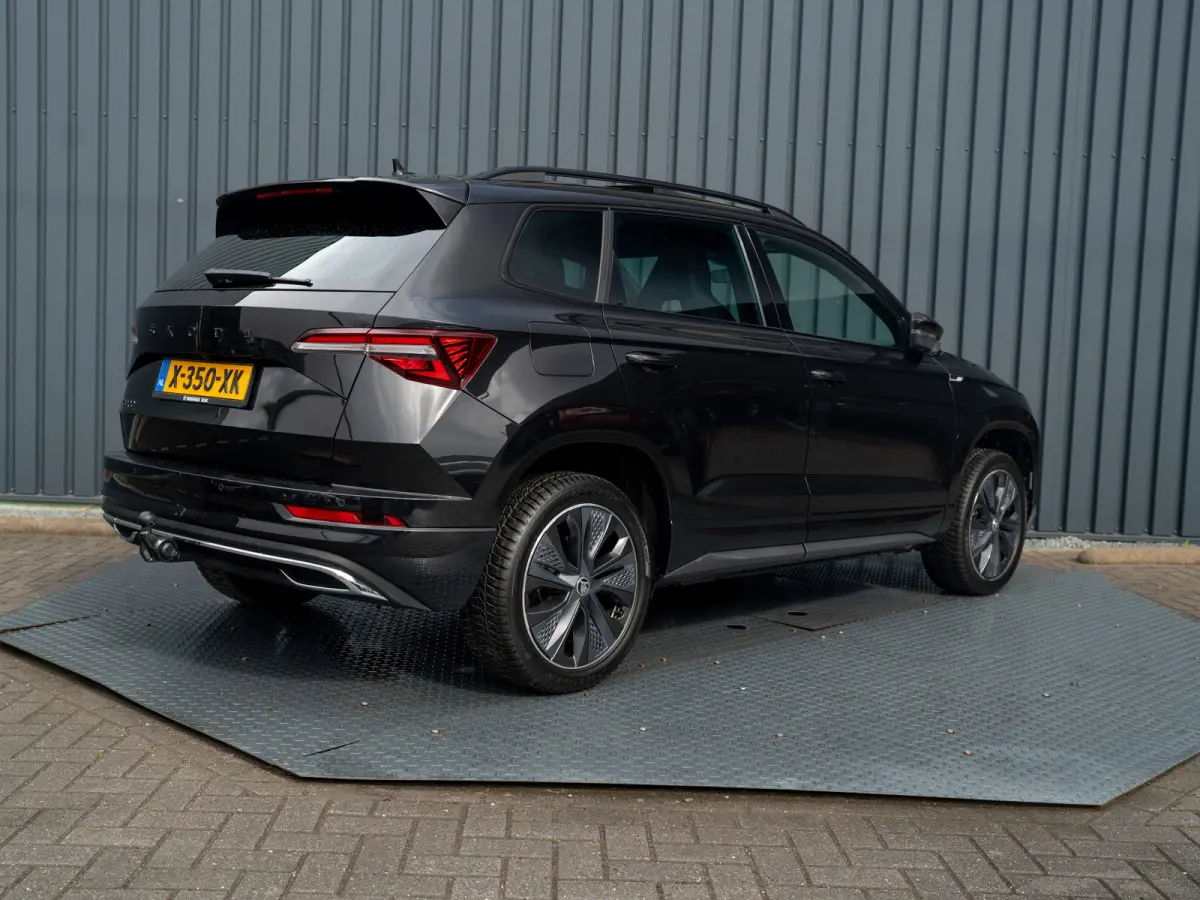 1.5 TSI ACT Sportline Business | Pano | Trekhaak wegkl. | Camera Prijs Rijklaar!!