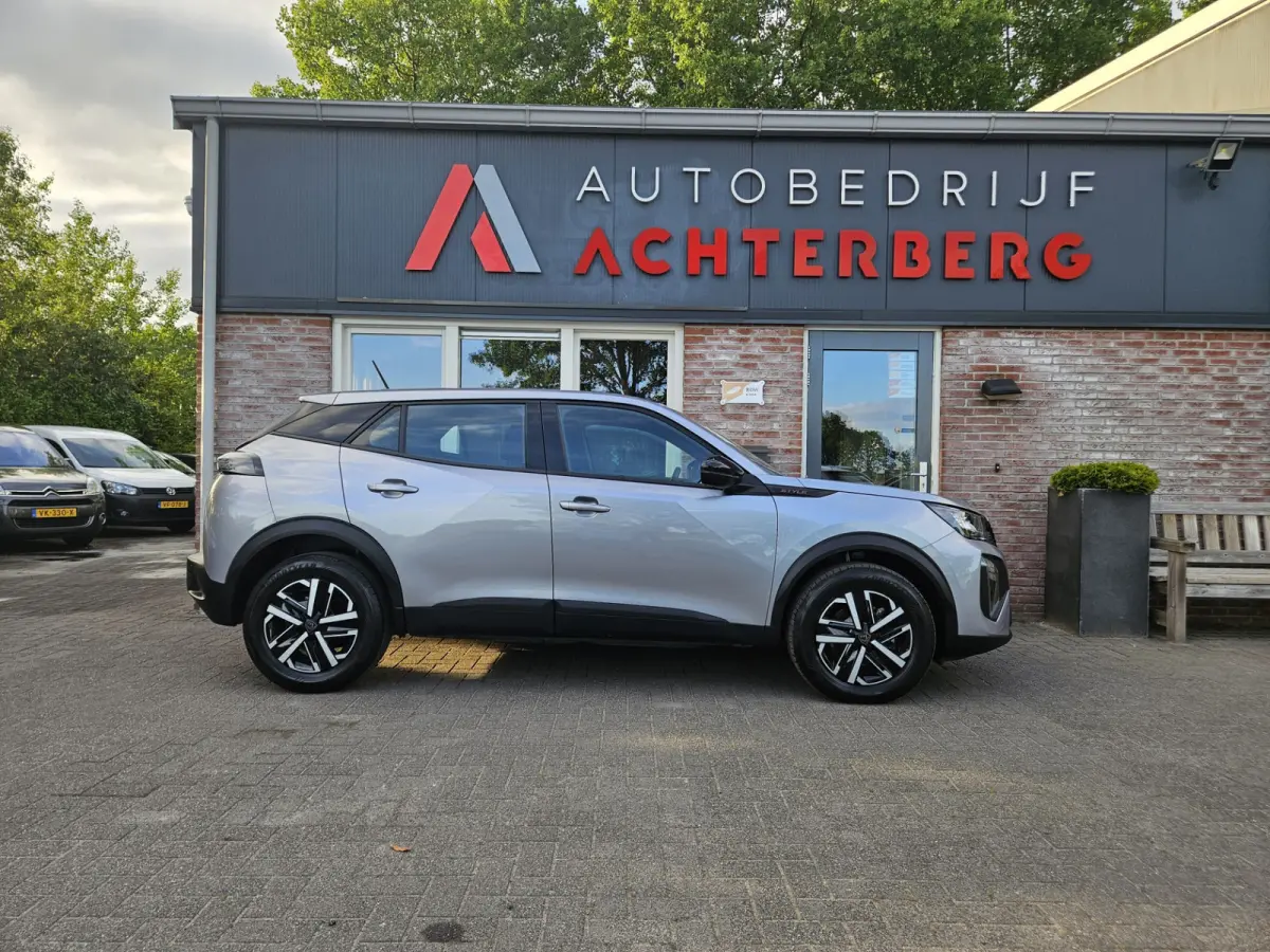 1.2 Hybrid 136 Style Carplay! LED! Automaat! Cruise Control! Mooie/Nette Auto!