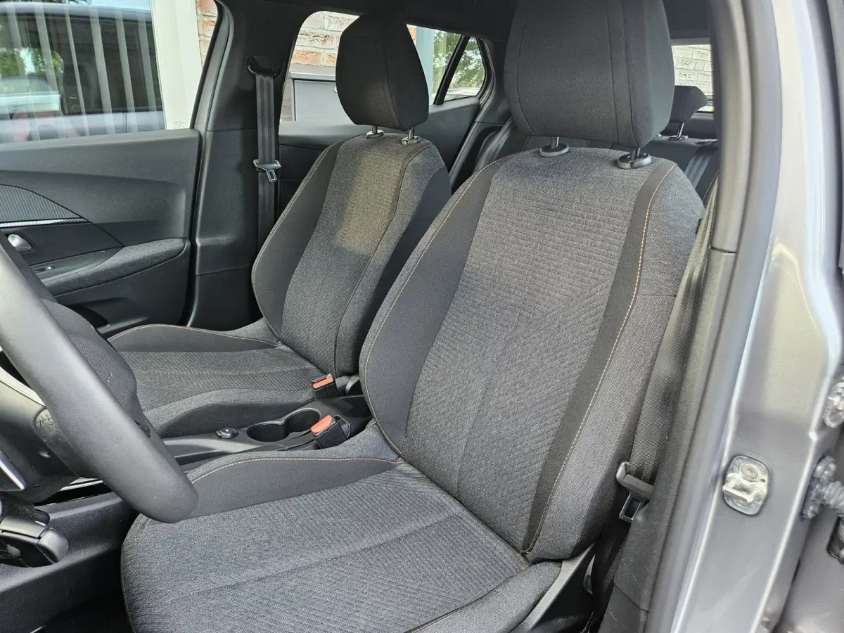 1.2 Hybrid 136 Style Carplay! LED! Automaat! Cruise Control! Mooie/Nette Auto!