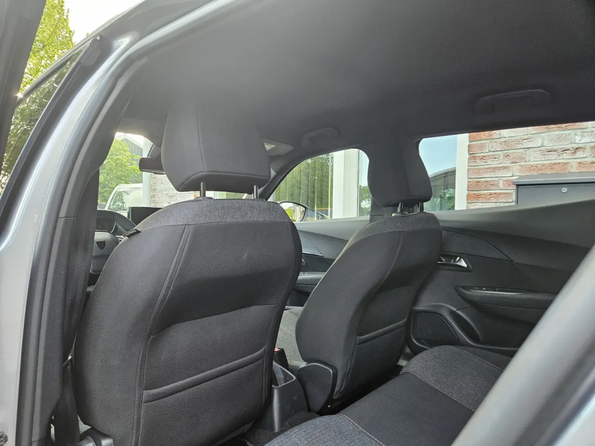 1.2 Hybrid 136 Style Carplay! LED! Automaat! Cruise Control! Mooie/Nette Auto!