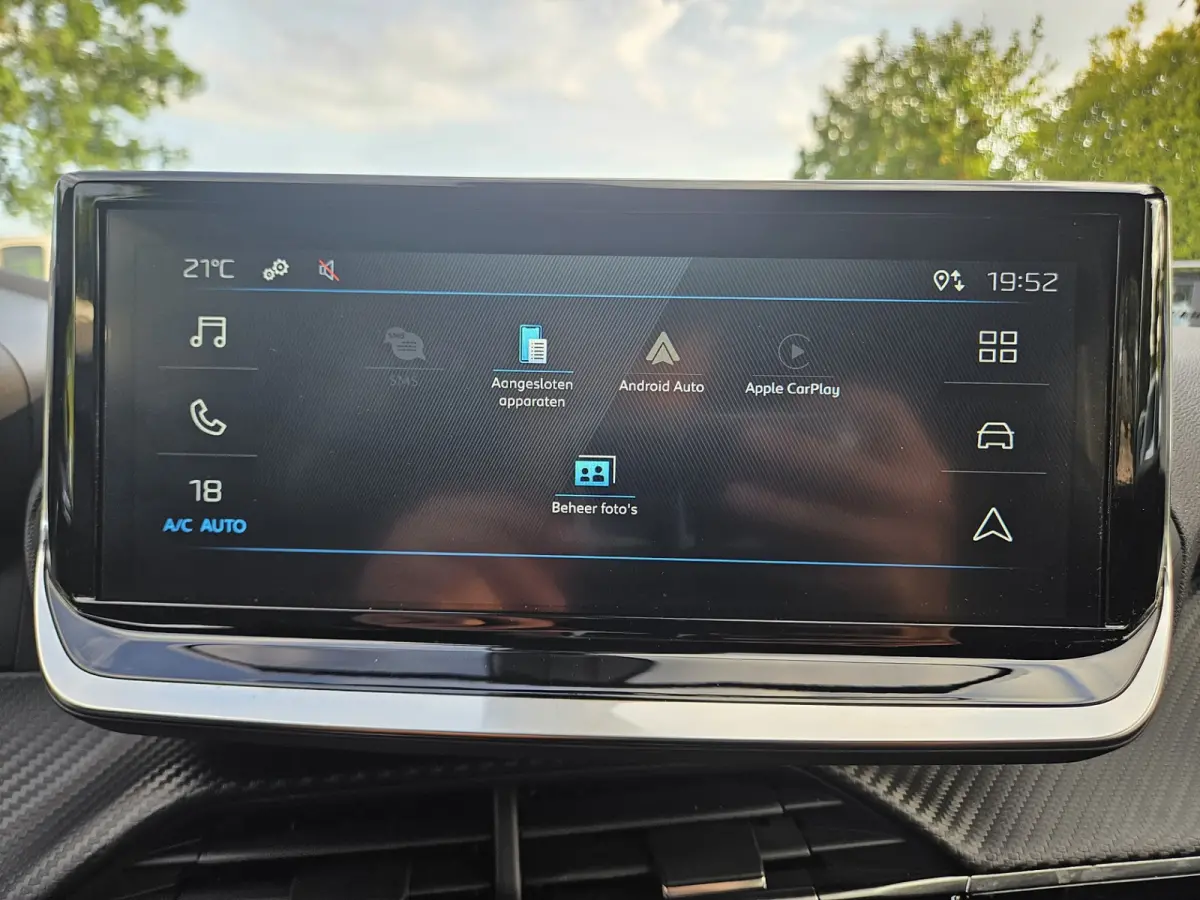 1.2 Hybrid 136 Style Carplay! LED! Automaat! Cruise Control! Mooie/Nette Auto!
