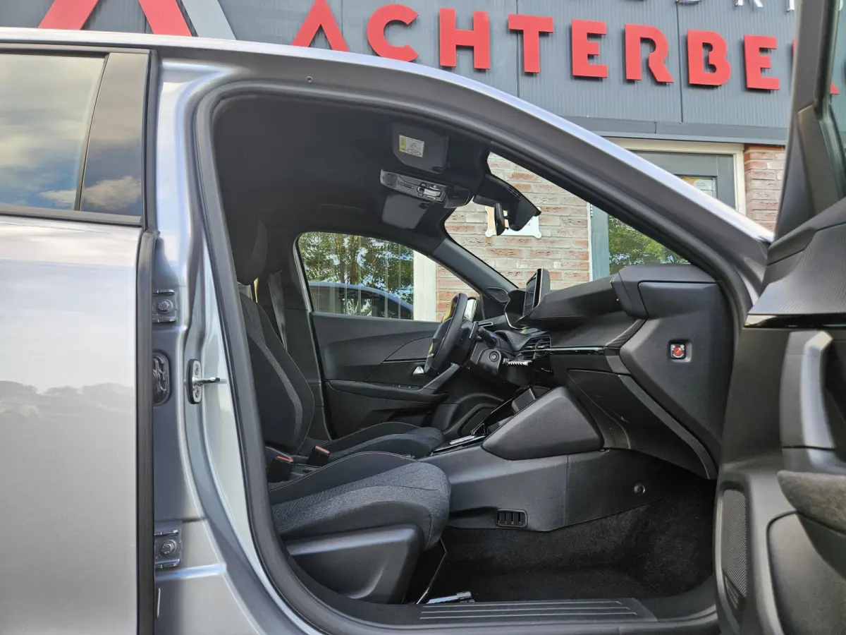 1.2 Hybrid 136 Style Carplay! LED! Automaat! Cruise Control! Mooie/Nette Auto!