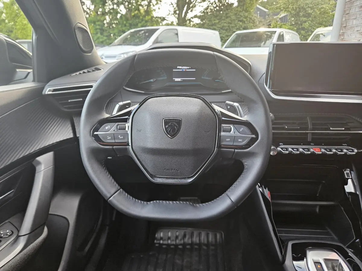1.2 Hybrid 136 Style Carplay! LED! Automaat! Cruise Control! Mooie/Nette Auto!