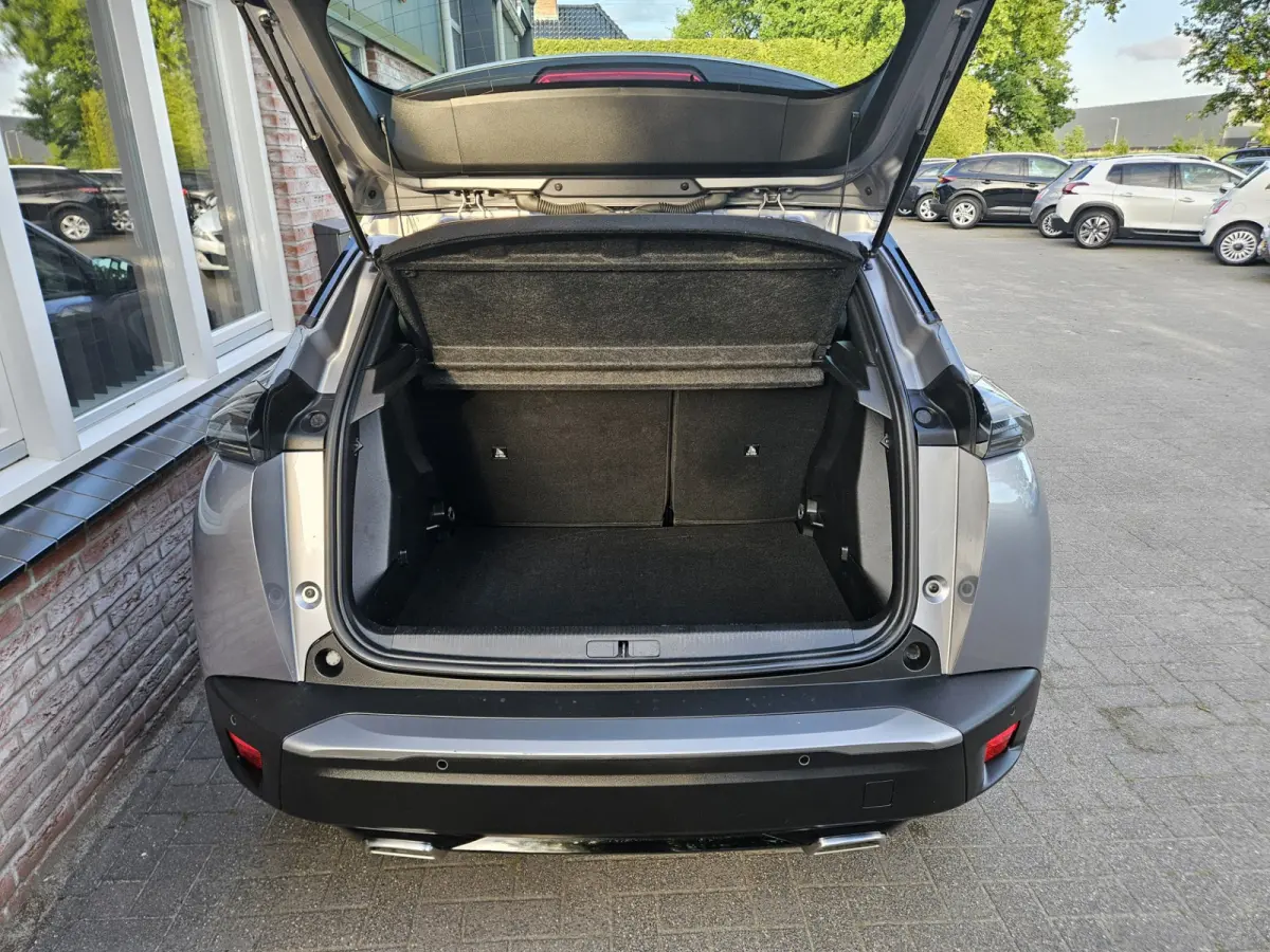 1.2 Hybrid 136 Style Carplay! LED! Automaat! Cruise Control! Mooie/Nette Auto!
