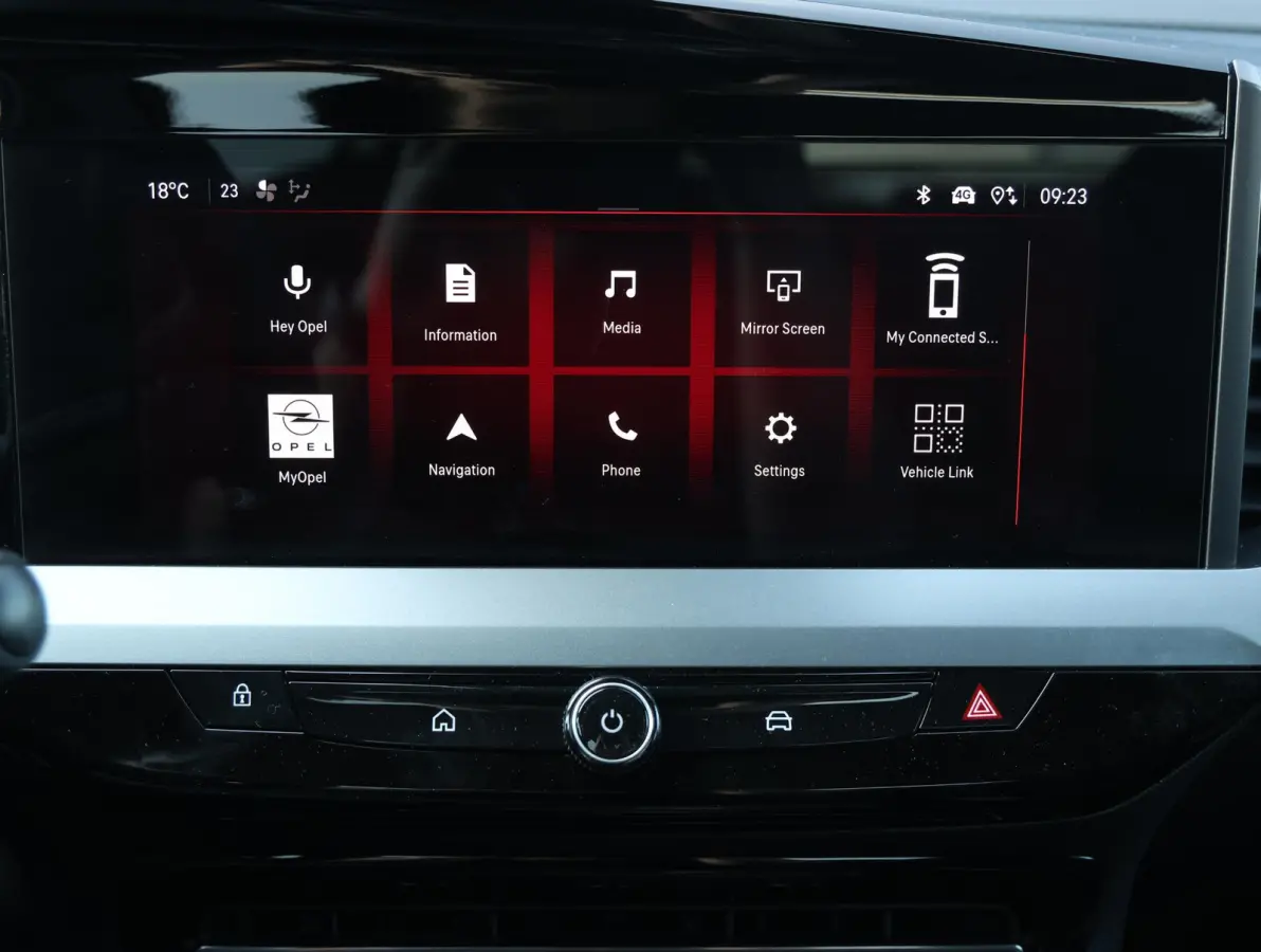1.2 Turbo Hybrid GS 1ste Eigenaar | Stuurverwarming | FULL LED | Camera | Privacy Glass | AppleCarPlay/AndroidAuto | Navigatie | Keyless | Isofix |