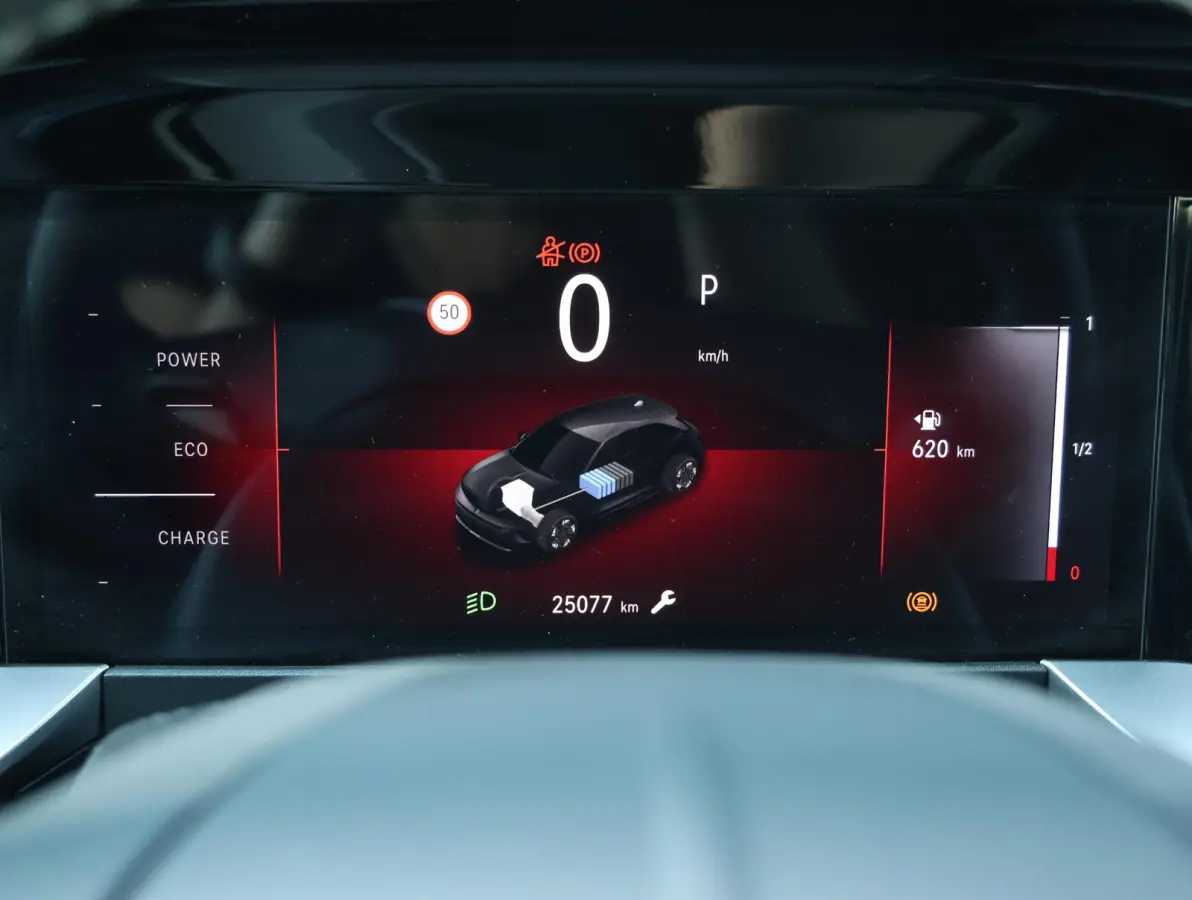 1.2 Turbo Hybrid GS 1ste Eigenaar | Stuurverwarming | FULL LED | Camera | Privacy Glass | AppleCarPlay/AndroidAuto | Navigatie | Keyless | Isofix |