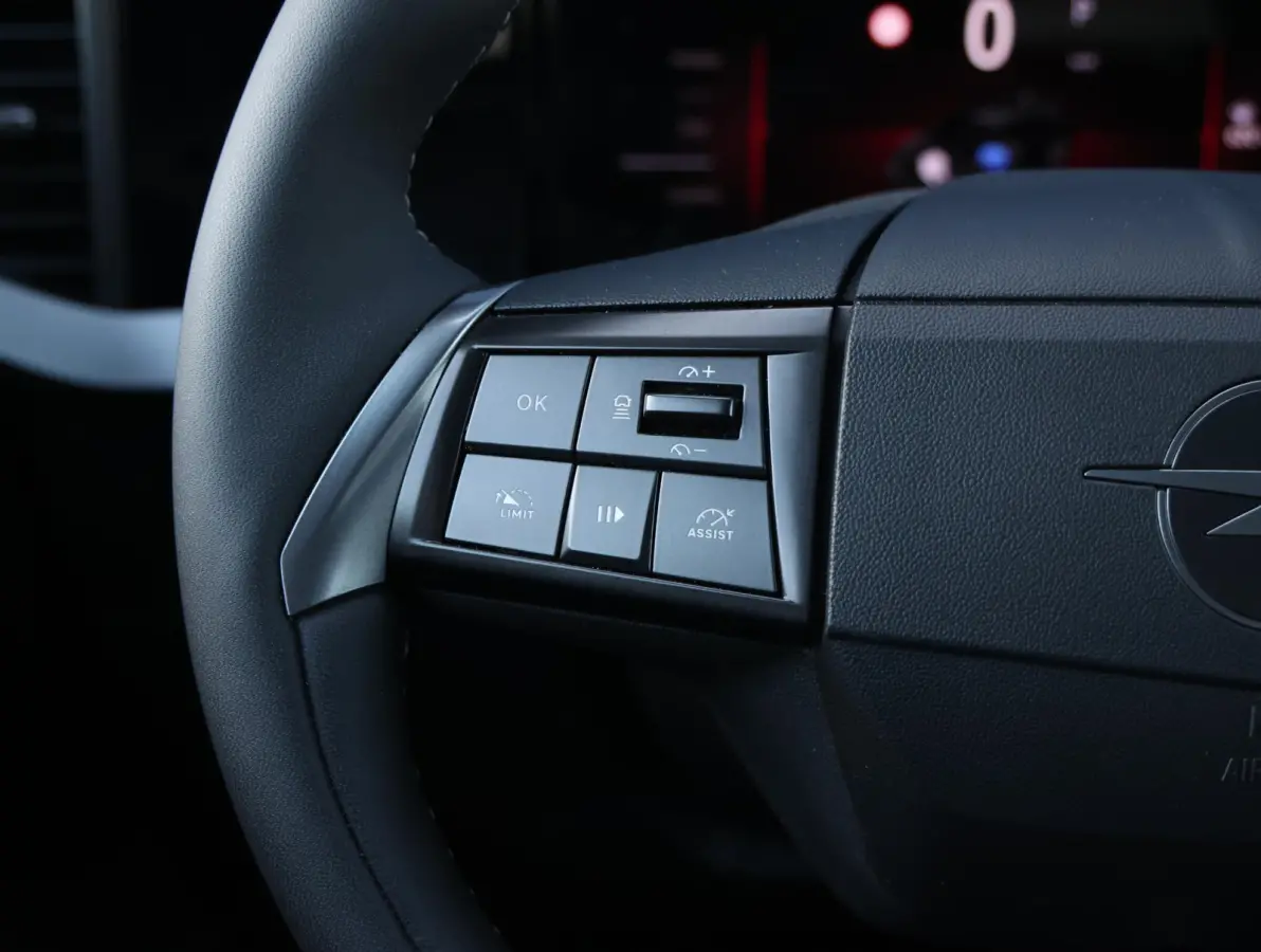 1.2 Turbo Hybrid GS 1ste Eigenaar | Stuurverwarming | FULL LED | Camera | Privacy Glass | AppleCarPlay/AndroidAuto | Navigatie | Keyless | Isofix |