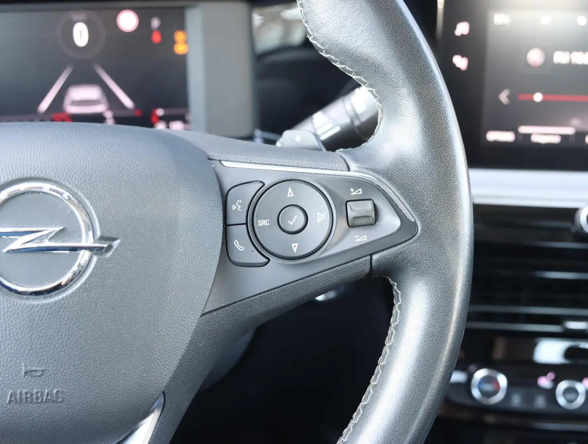 1.2 130pk Elegance Automaat | Camera | Navigatie | Apple Carplay & Android Auto | 17" LMV