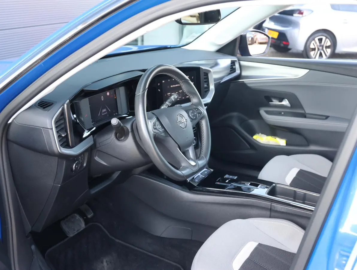 1.2 130pk Elegance Automaat | Camera | Navigatie | Apple Carplay & Android Auto | 17" LMV