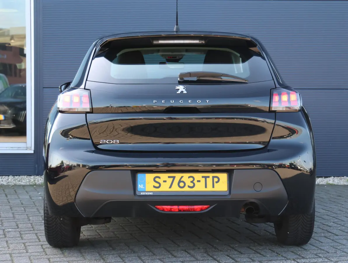 1.2 PureTech Active 1ste Eigenaar | Airco | Cruise Control | Apple Carplay & Android Auto
