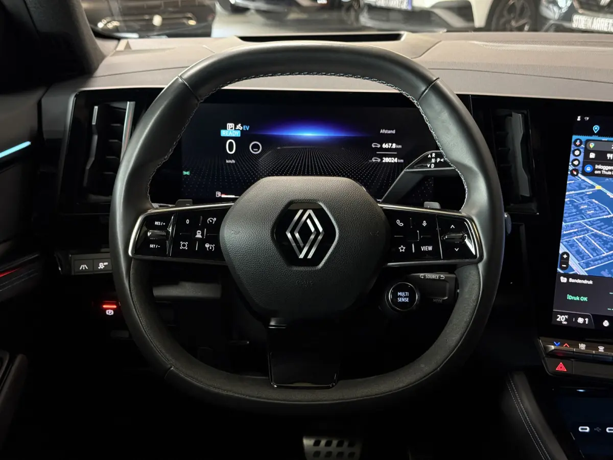 1.2 Full hybrid 200pk iconic esprit Alpine | Groot Navi | 20" | 360 | ACC | HUD | Dodehoek | Stoel, stuur & Voorruit verwarming | 100% Dealer Onderhouden! Verlengde Garantie tot 04-2028