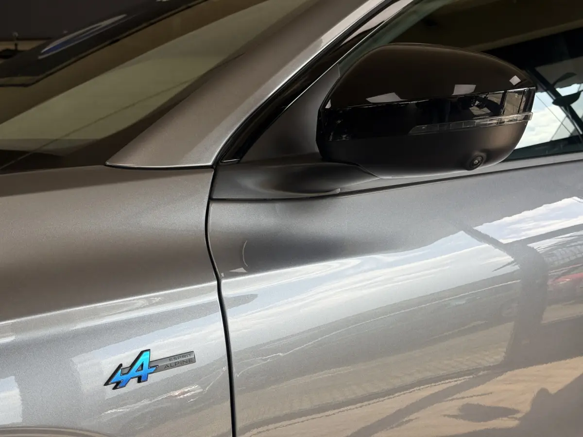 1.2 Full hybrid 200pk iconic esprit Alpine | Groot Navi | 20" | 360 | ACC | HUD | Dodehoek | Stoel, stuur & Voorruit verwarming | 100% Dealer Onderhouden! Verlengde Garantie tot 04-2028