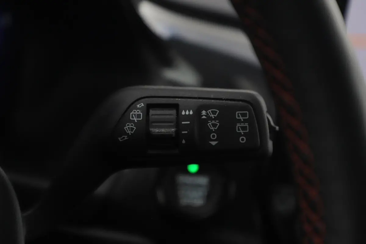 1.0 EcoBoost ST-Line Automaat Navigatie Stoelverwarming Rijstrooksensor Clima Cruise PDC Carplay Android Auto Bluetooth