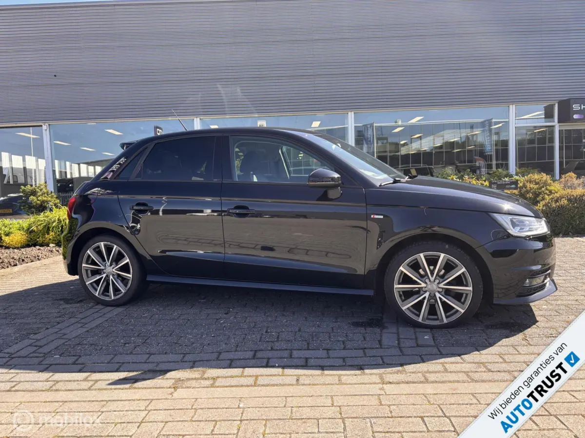 1.0 TFSI DSG Advance S-Line Leer