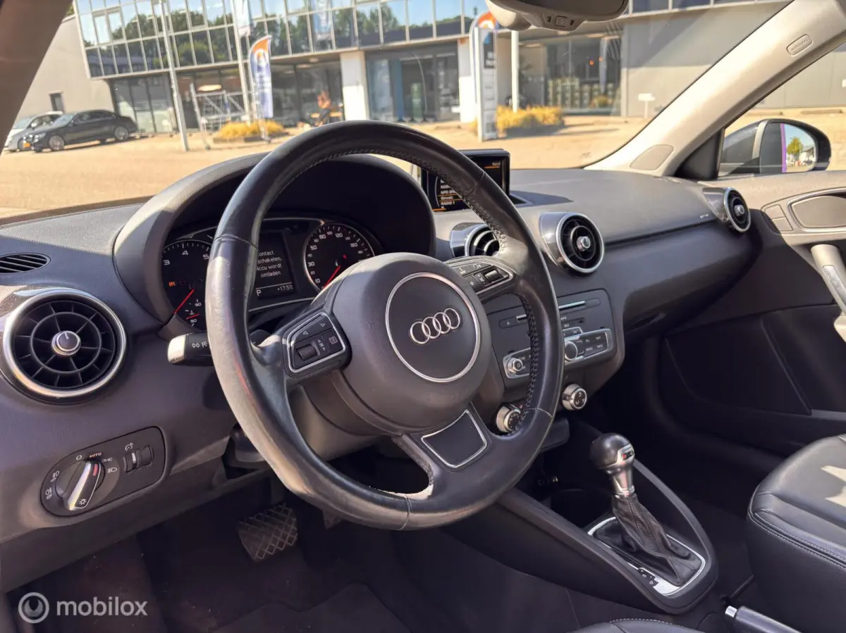 1.0 TFSI DSG Advance S-Line Leer